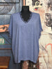 T-shirt + size col V dentelle bleu denim chiné