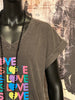 T-shirt "L💜VE IS L💛VE" anthracite vintage