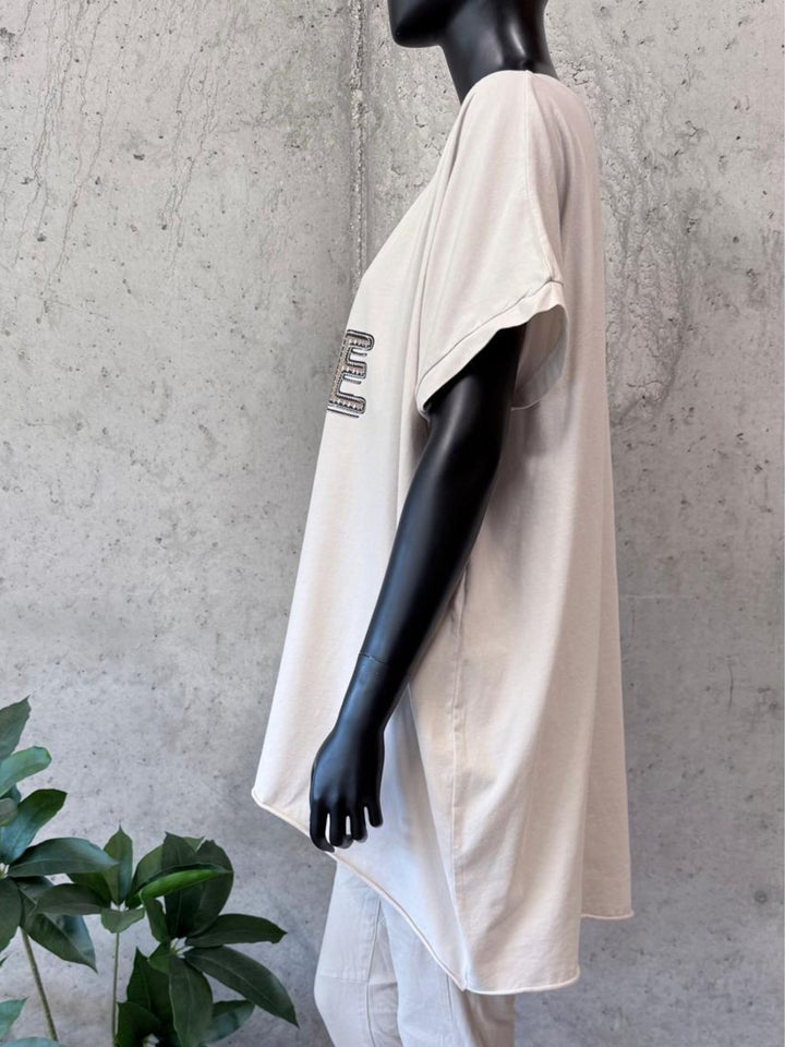 T-shirt << LOVE >> 42/48