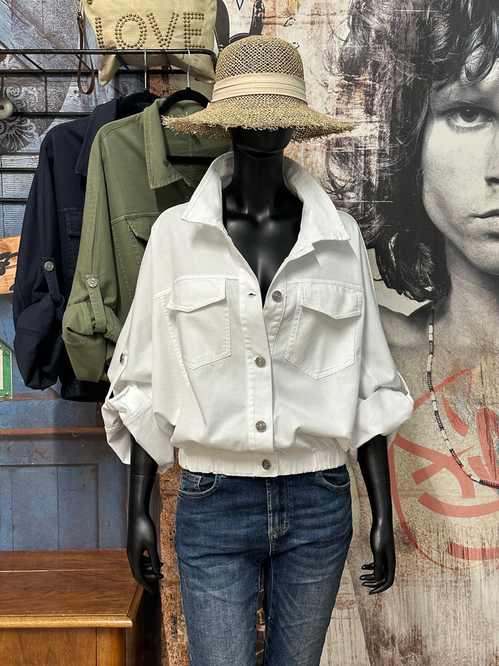 Kurze Oversize-Jacke aus 97 % Baumwolle (36/42) Hergestellt in Italien