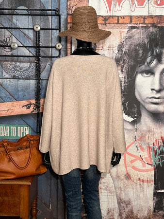 Oversize-Pullover + SIZE V-Ausschnitt beige meliert