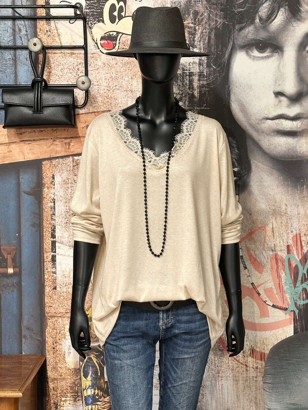 Flüssiger Pullover mit V-Ausschnitt und Spitze (42/46) MADE IN 🇮🇹