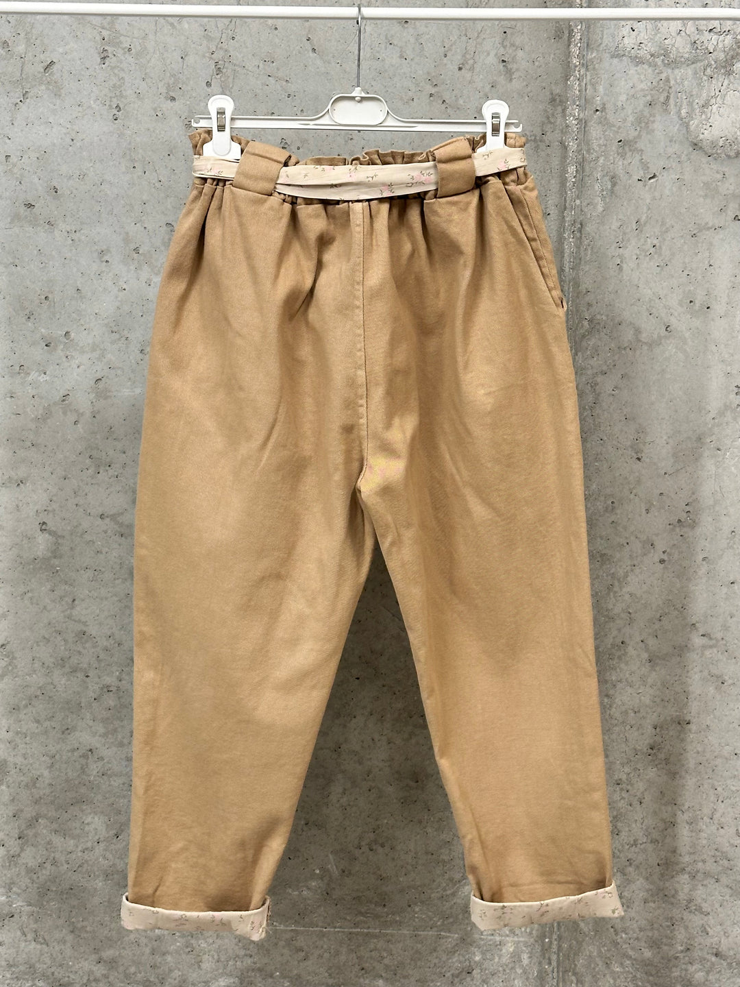 Hose in Übergröße mit bedrucktem Bund und Umschlag (42/46) MADE IN ITALY