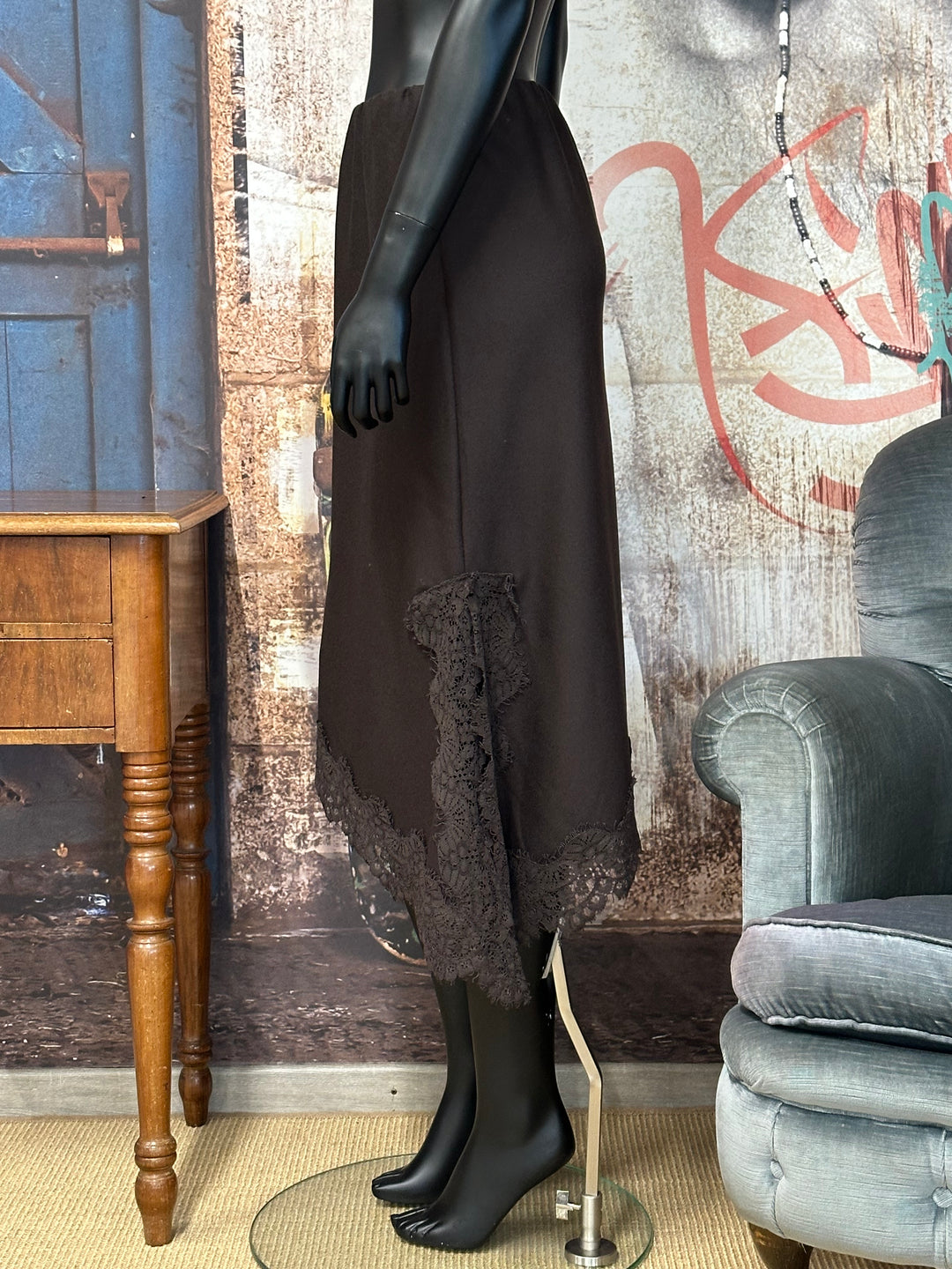 Einfarbiger asymmetrischer Rock & Spitze (38/42) MADE IN 🇮🇹