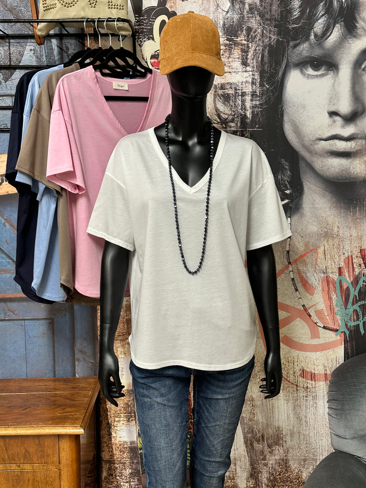 Fließendes, schlichtes T-Shirt mit V-Ausschnitt (38/42) MADE IN ITALY