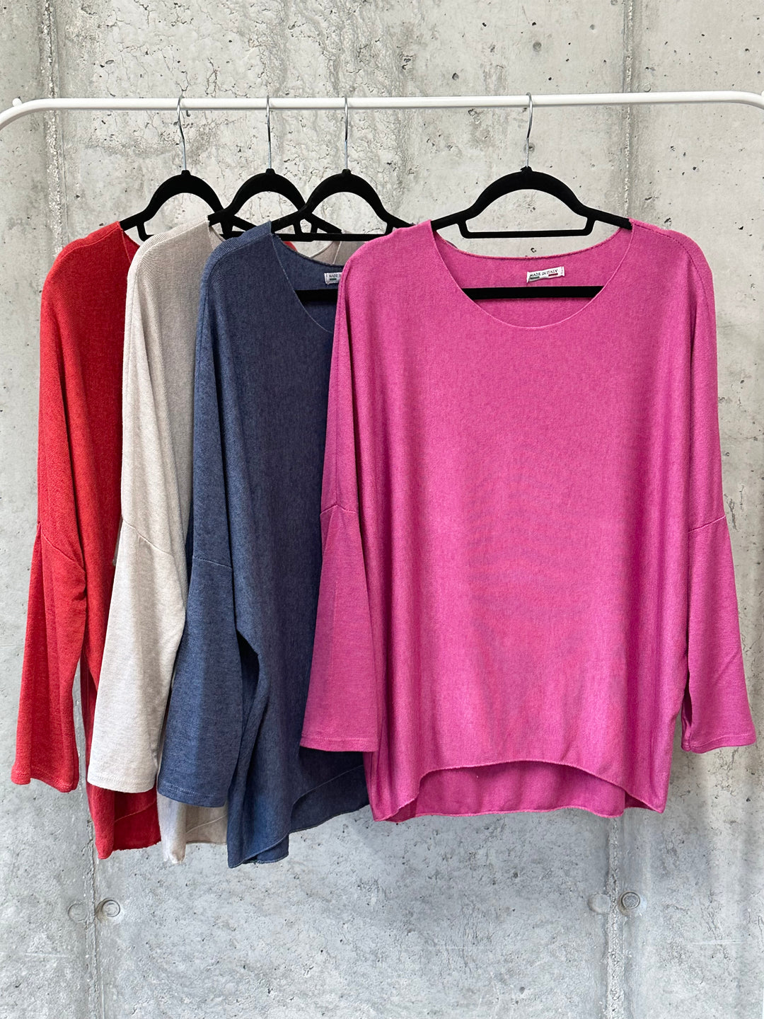 Fließender Rundhalspullover & Basic in sommerlichen Farben (38/42) MADE IN 🇮🇹