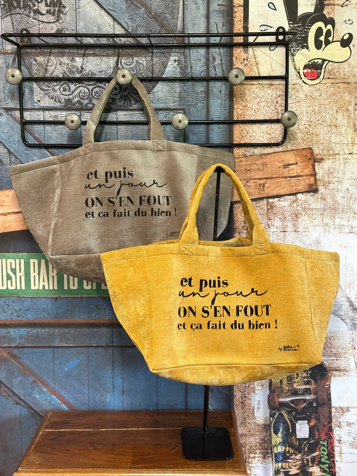 Tasche/Lebensmittelbeutel Lulu "Und eines Tages ist es einem egal und es fühlt sich gut an!" 100% 🇫🇷