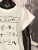 T-Shirt aus 100% Baumwolle "love is love" weiß