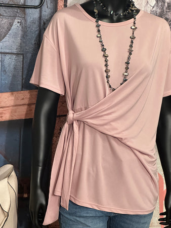 T-shirt à nouer rose poudré