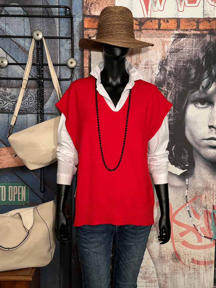 Tanktop + size V-Ausschnitt rot