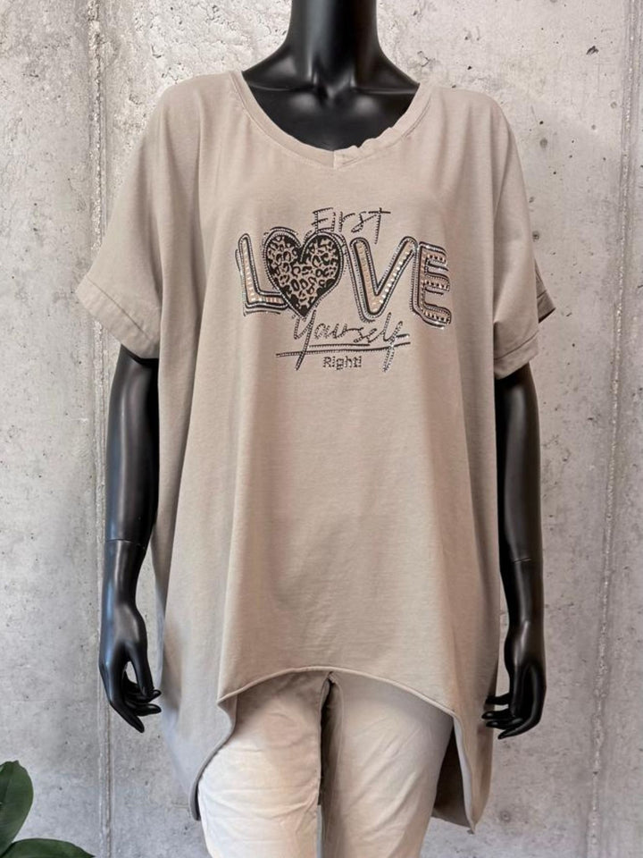 T-shirt << LOVE >> 42/48