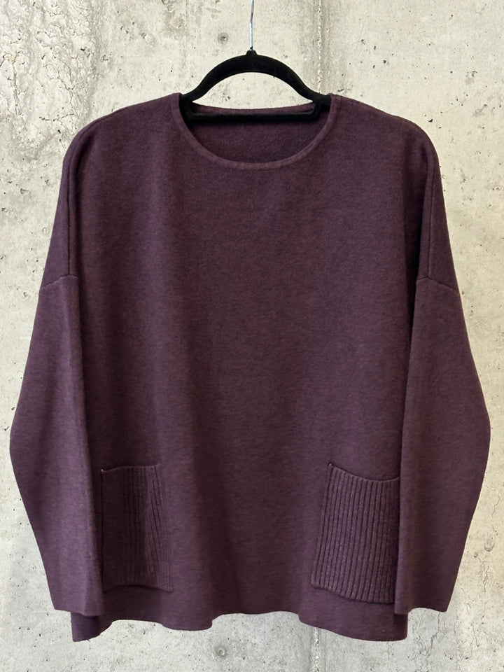 Pullover mit Rundhalsausschnitt & aufgesetzten Taschen (38/42) MADE IN 🇮🇹