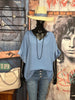 Blouse + size 100% vscose col V satiné bleue denim