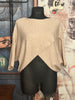 Kurzer Pullover mit Cache-Coeur in Beige