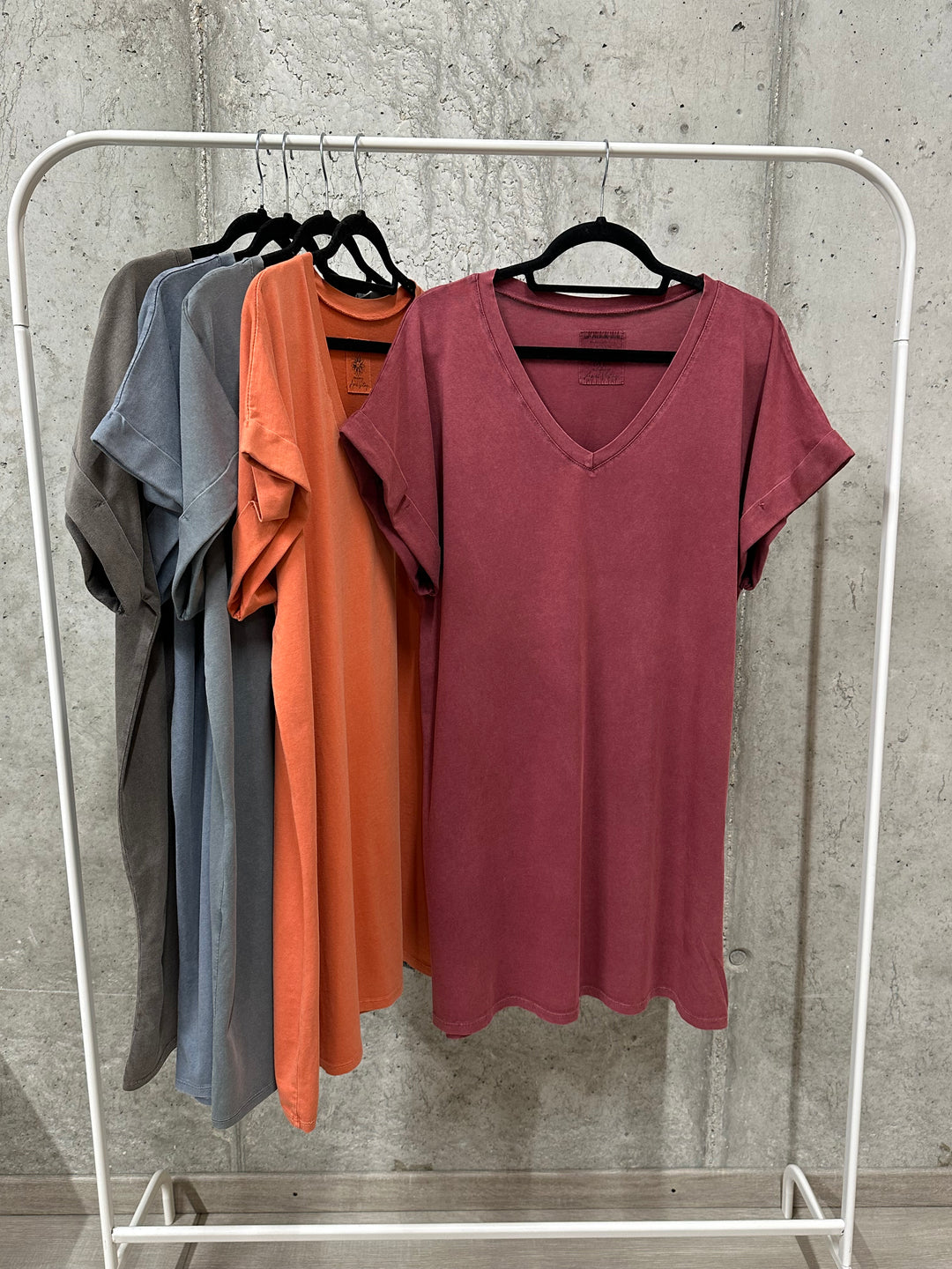 Robe t-shirt  "Chloé" unie &amp; col V (40/44) MADE IN ITALY