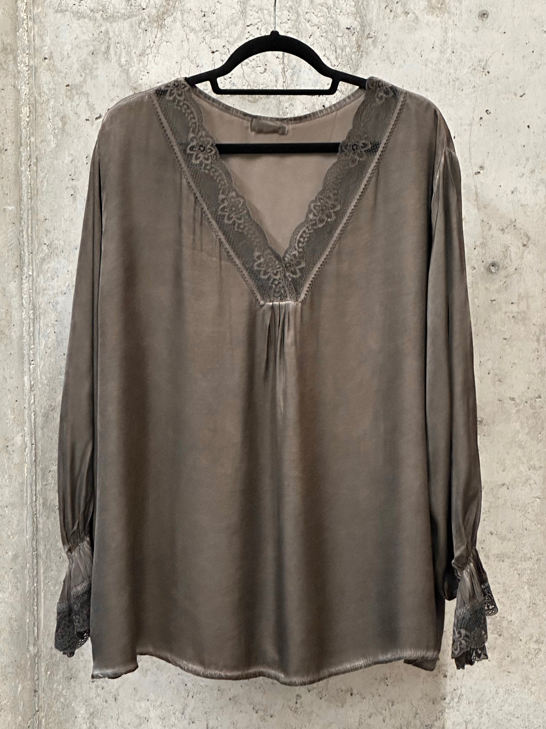 Top mit langen Ärmeln satiniert Viskose & Seide (44/48) MADE IN 🇮🇹