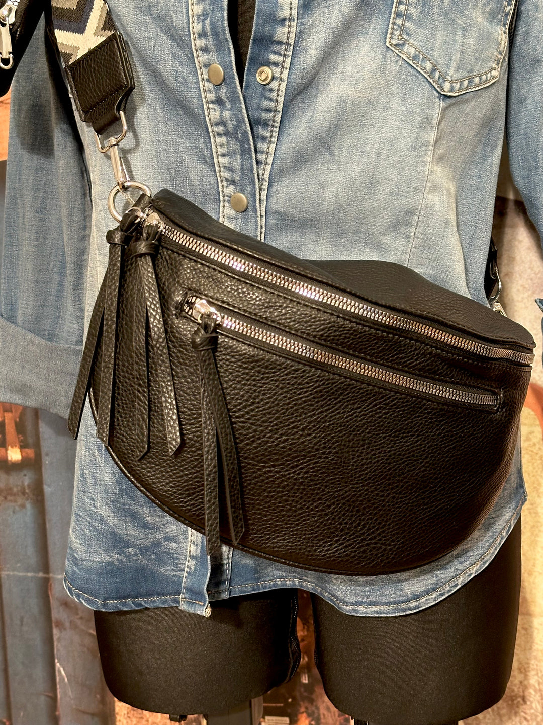Gürteltasche schwarz