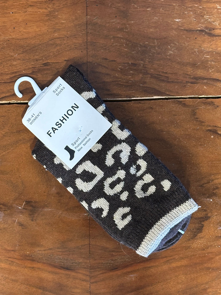 Kuschelige, halblange Socken "Leo".