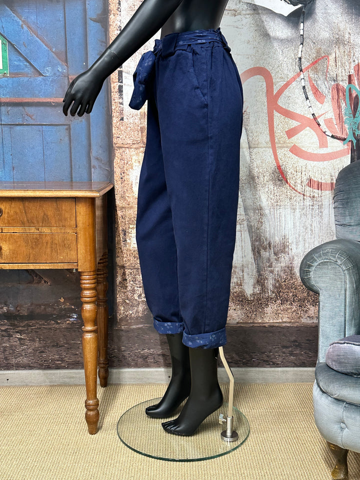 Hose in Übergröße mit bedrucktem Bund und Umschlag (42/46) MADE IN ITALY