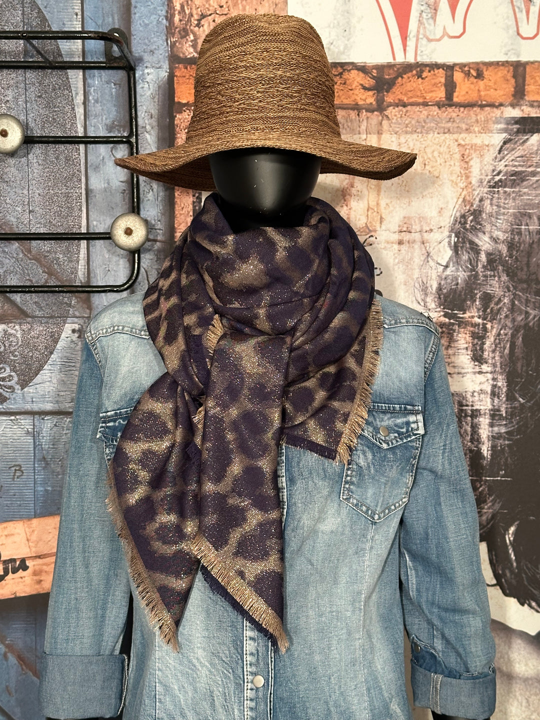 Écharpe brillante "léopard " XXL 100% viscose