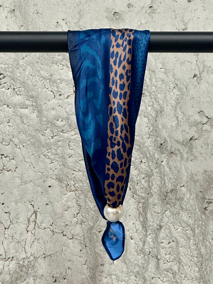Foulard/tour de cou magnétique "Louna" motif léopard
