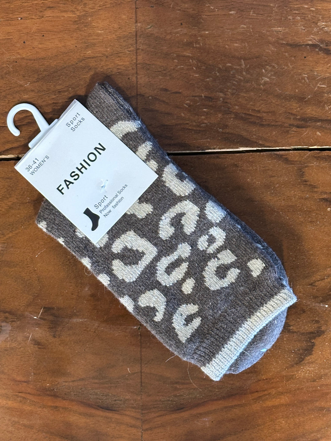 Kuschelige, halblange Socken "Leo".