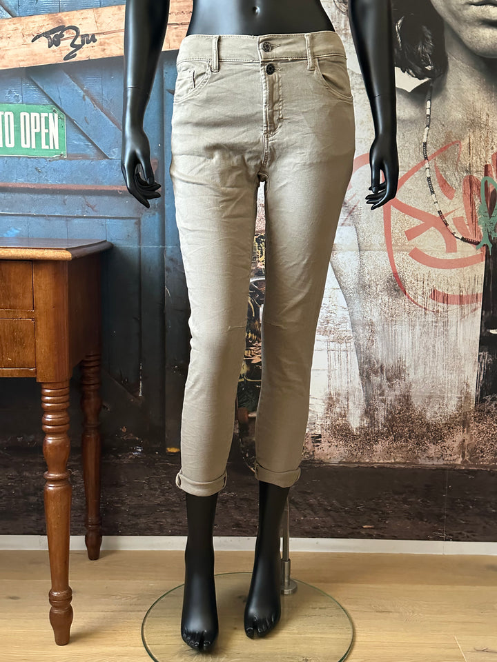 Stretch-Jeans mit elastischem Bund in Taupe