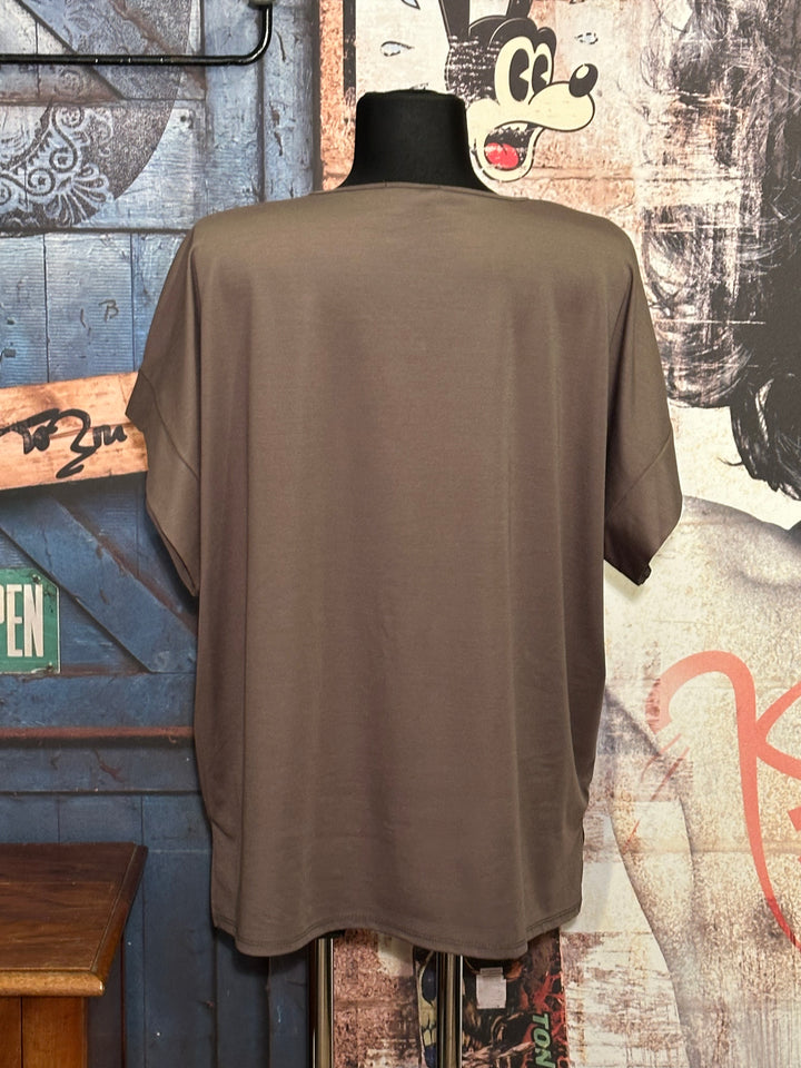 Fließendes T-Shirt mit V-Ausschnitt + SIZE khaki/taupe