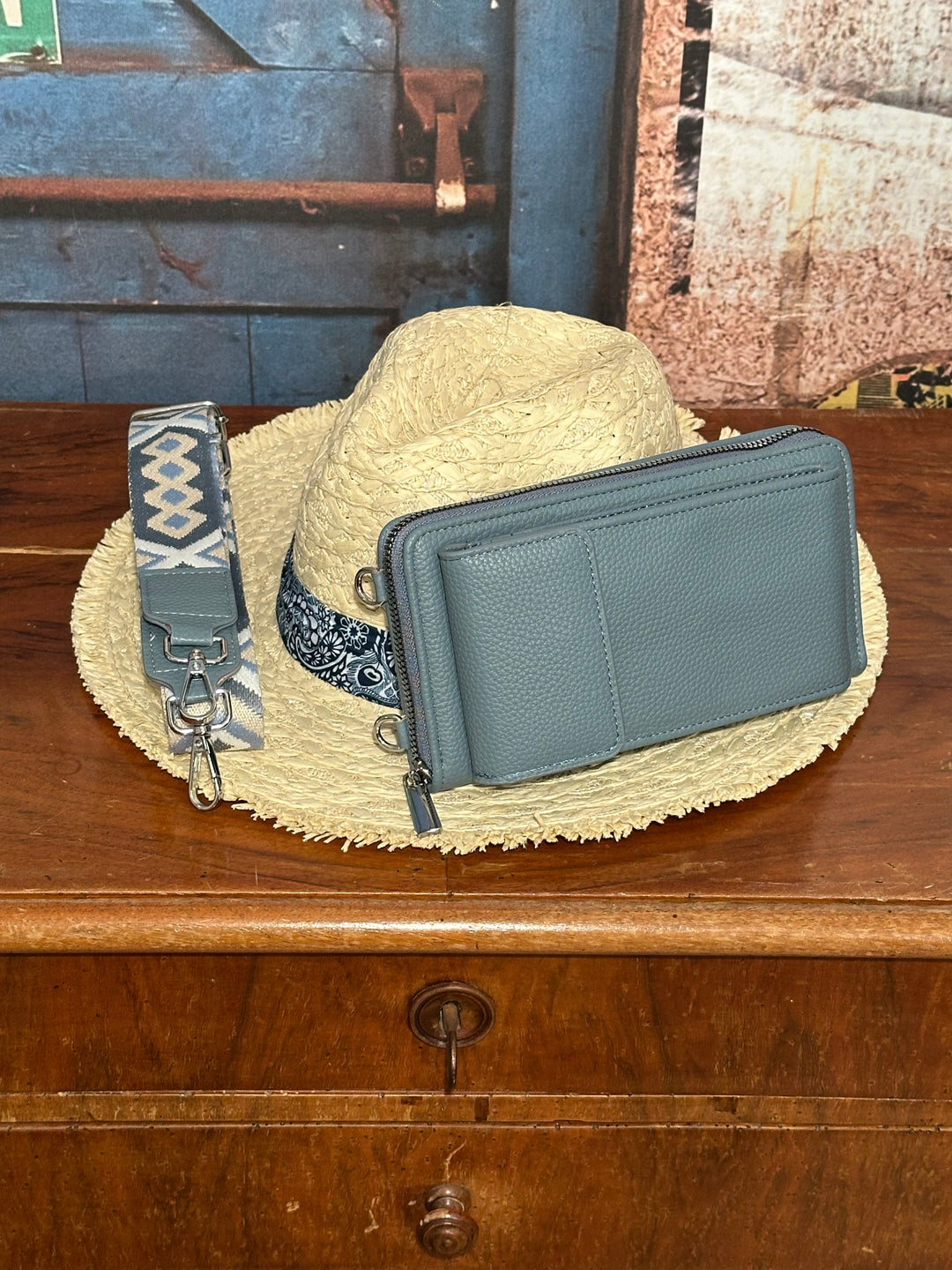 Pochette polyvalente bandoulière bleu denim