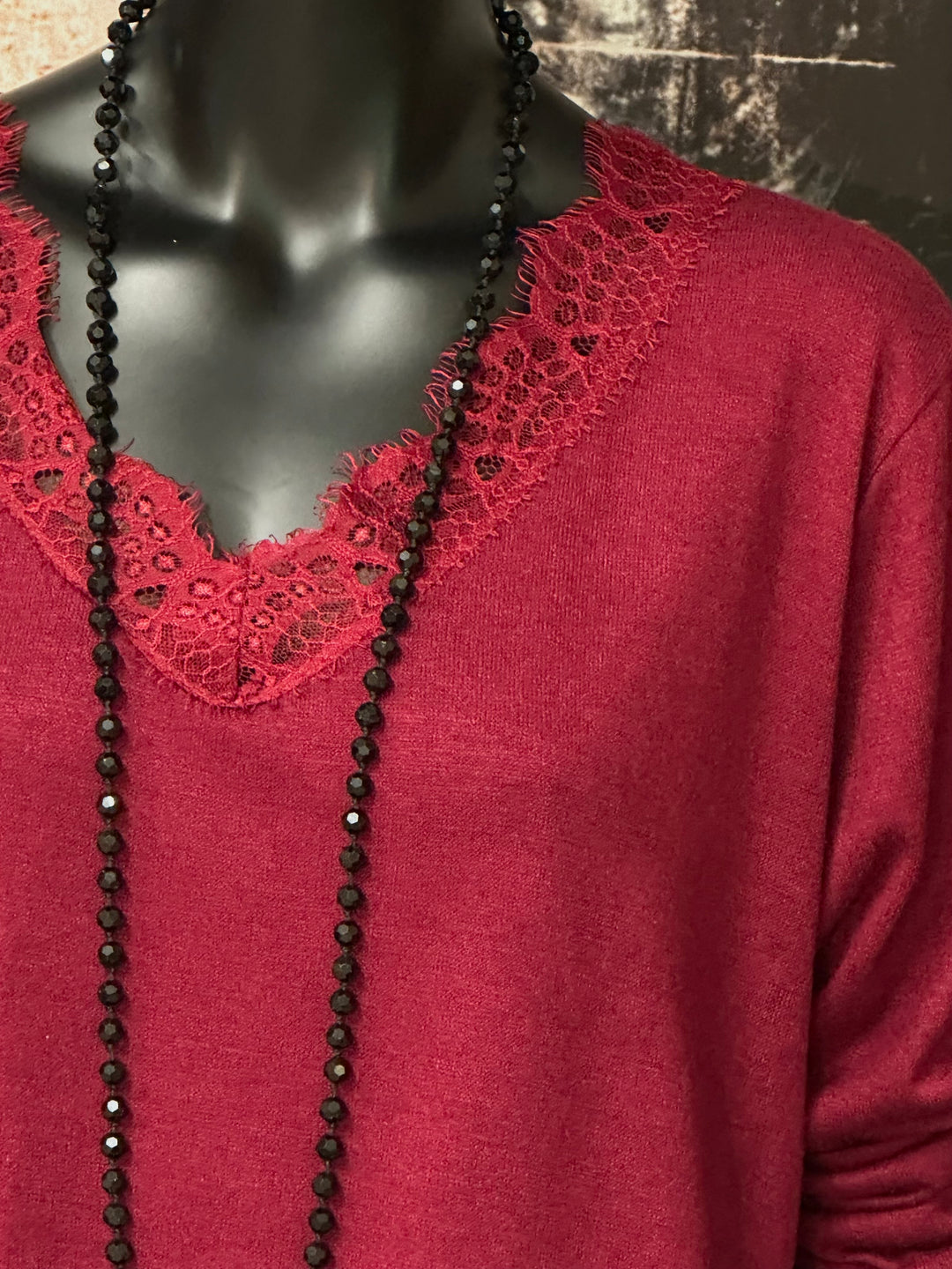 Flüssiger Pullover mit V-Ausschnitt und Spitze (42/46) MADE IN 🇮🇹