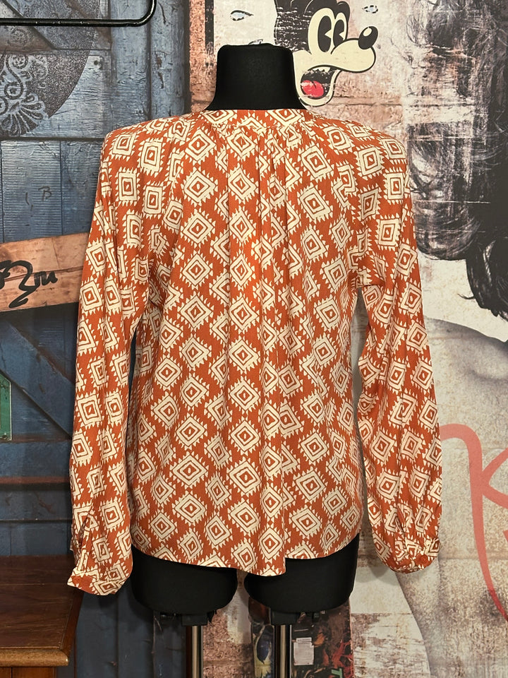 Bluse aus 100% Viskose mit "geometrischem" Muster in Ecru & Rostbraun