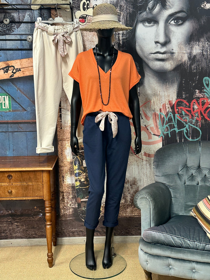 Jogginghose im Komfort-Schnitt mit geblümtem Bund, Größe 38/40, MADE IN ITALY