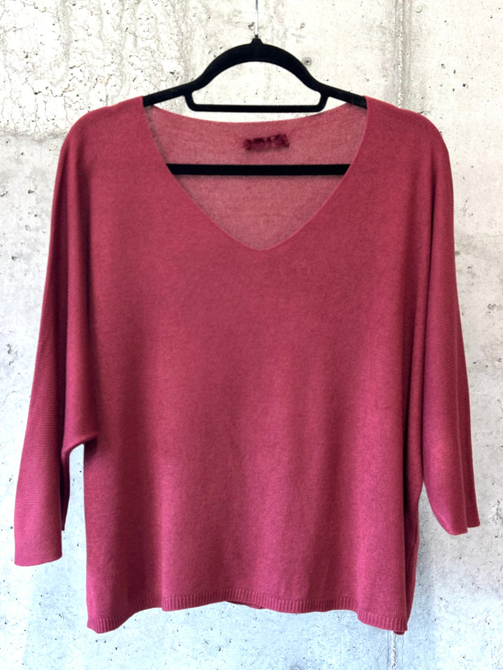 Kurzer Feinstrickpullover mit 3/4-Ärmeln & V-Ausschnitt (36/40) MADE IN 🇮🇹