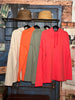 Orangefarbenes Kapuzensweatshirt