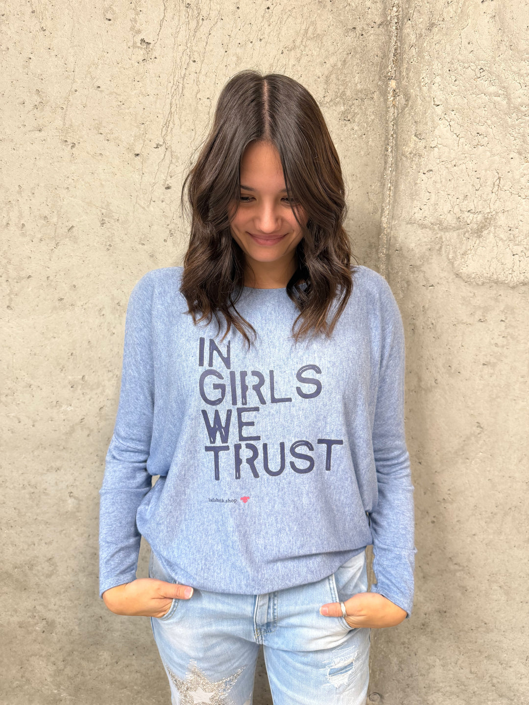 Pull fluide & col rond "IN GIRLS WE TRUST" (38/42) MADE IN ITALY