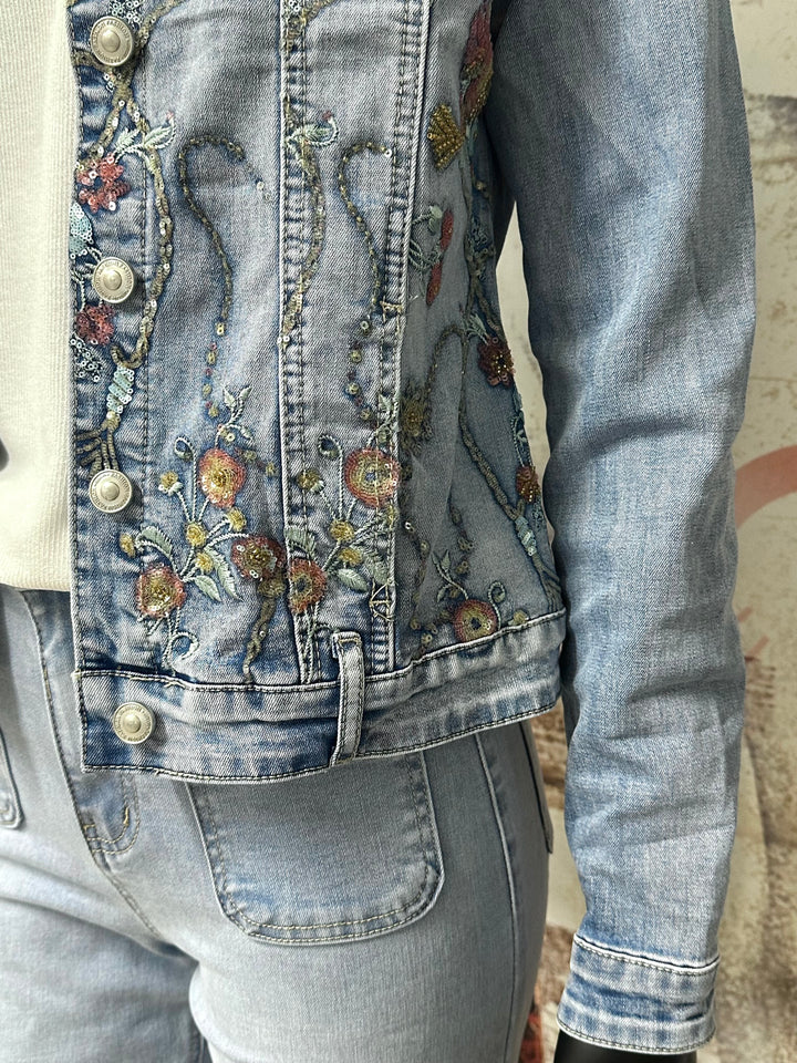 Veste en jean brodée light blue denim (36 ➡️ 44)