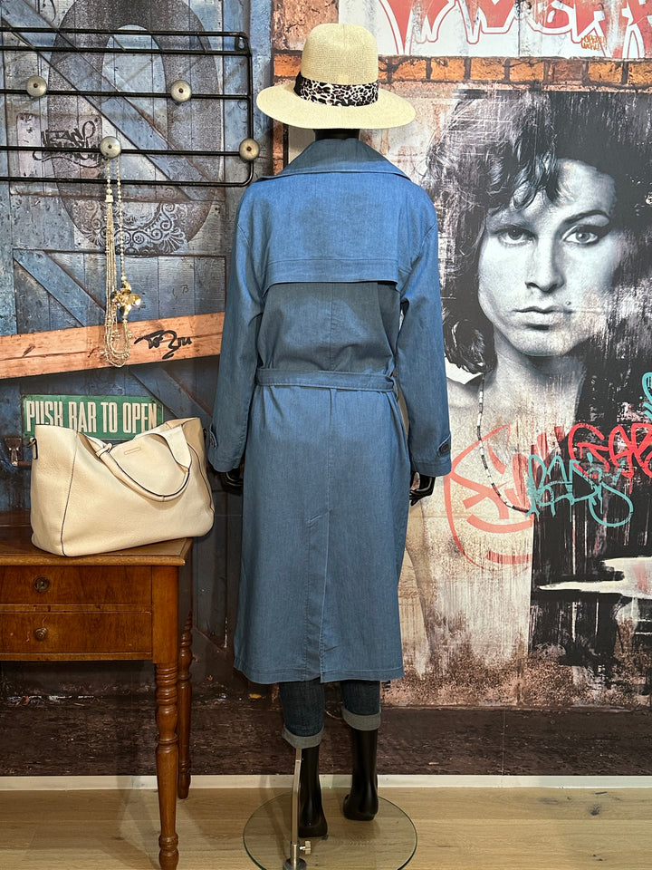 Trenchcoat light blue