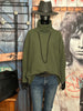 Pull oversize + size col roulé vert olive