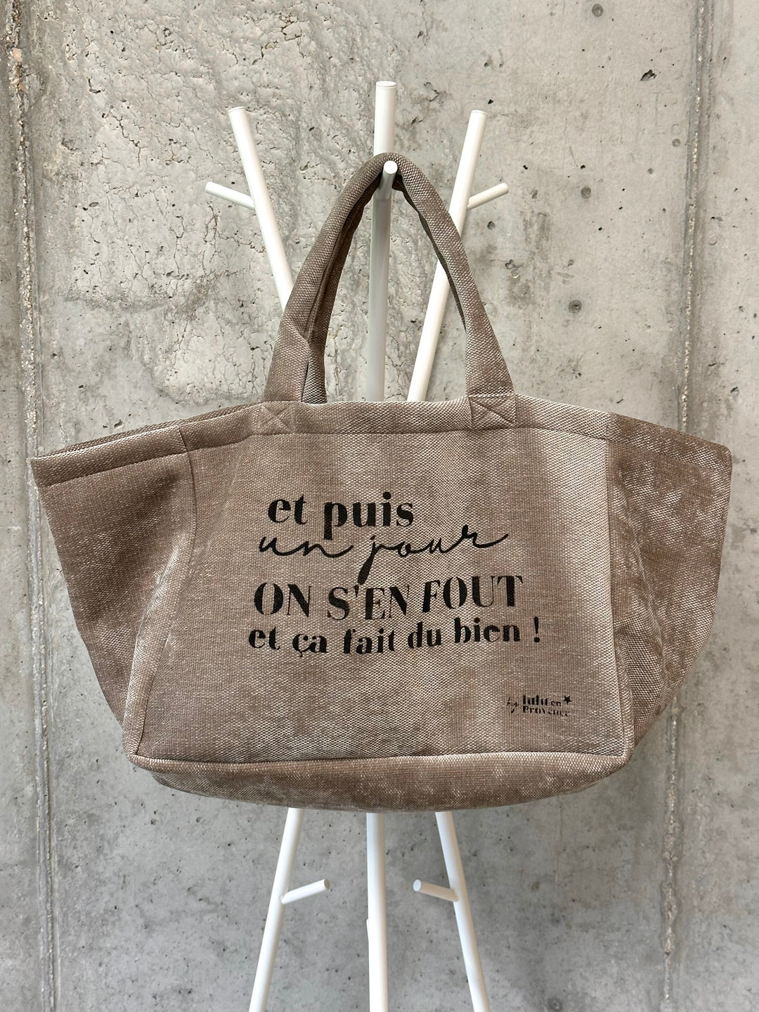 Tasche/Lebensmittelbeutel Lulu "Und eines Tages ist es einem egal und es fühlt sich gut an!" 100% 🇫🇷