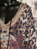 Mittellange Tunika aus Lurex +size "skull & leo" V-Ausschnitt Sequin