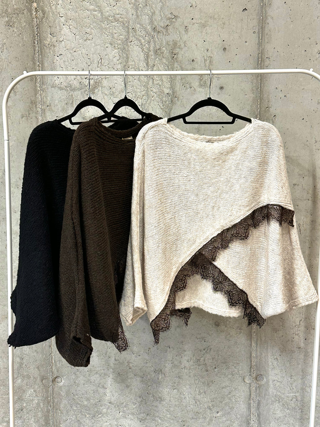 Wickelpullover aus Strick und Spitze (38/44) MADE IN 🇮🇹