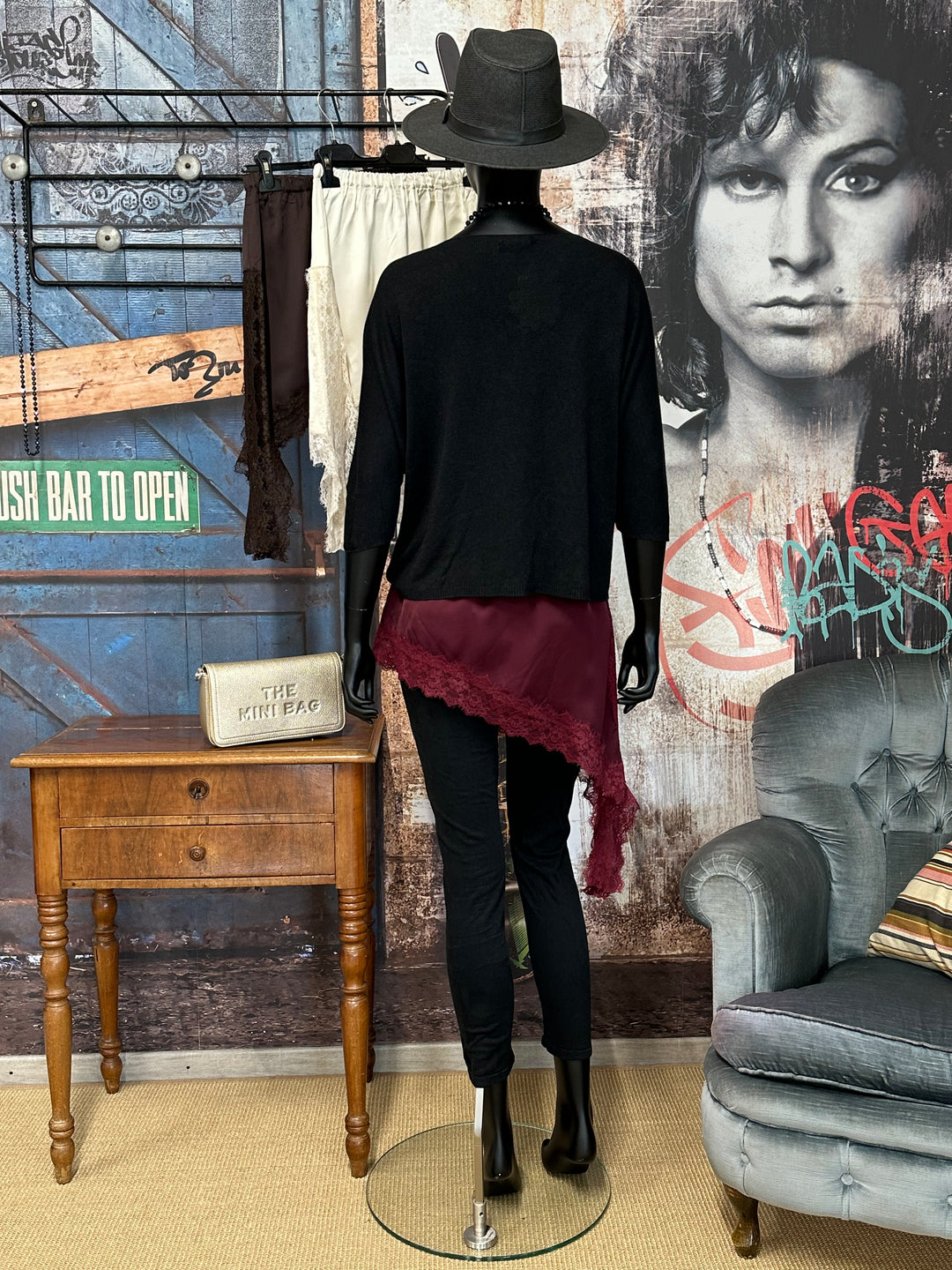 Asymmetrische Satin-Hemdstrümpfe (36/40) MADE IN 🇮🇹