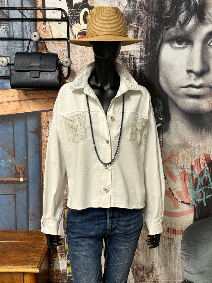 Chemise stretch crème  & bleu clair détails dentelle (38/42)