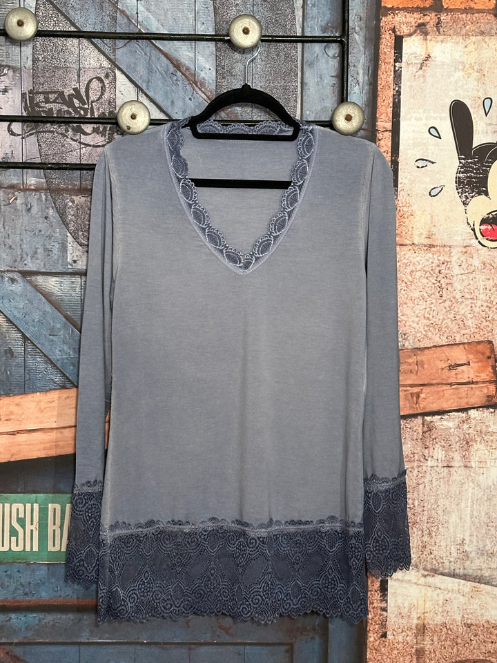 Sous pull dentelle 36/42 bleu jean