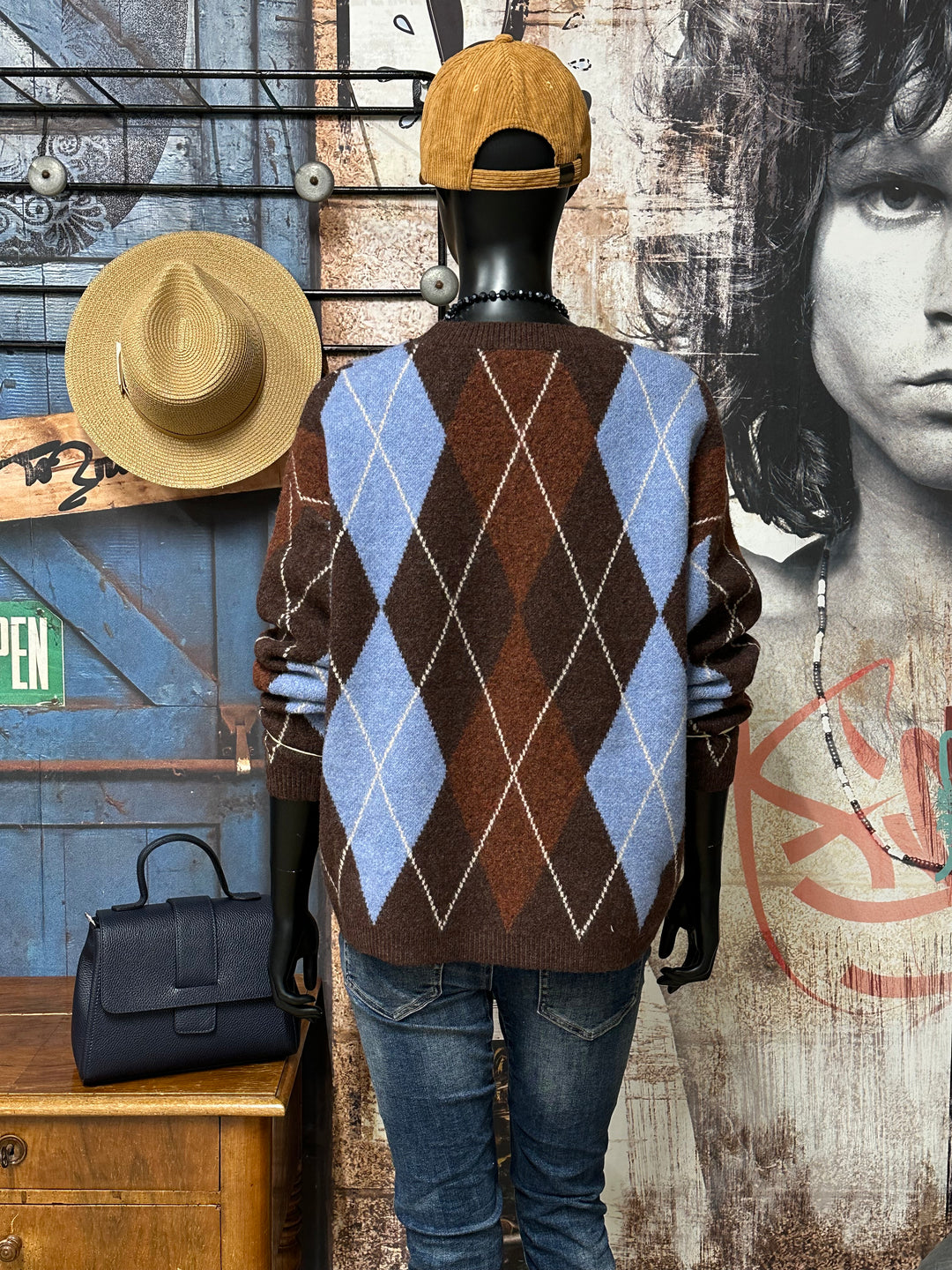 Strickpullover mit Argyle-Muster in Braun, Himmelblau und Rostrot (38/42)