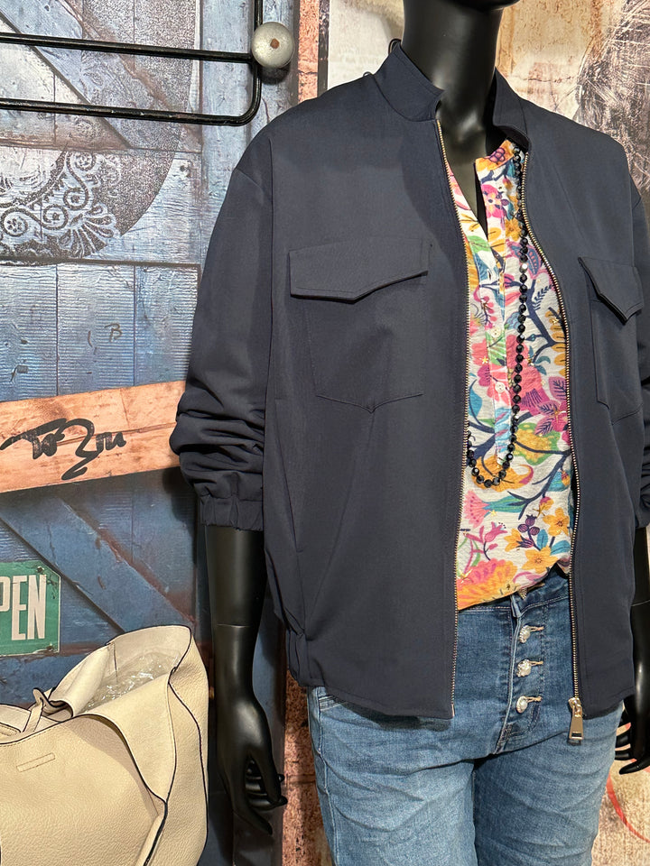 Leichte marineblaue Jacke