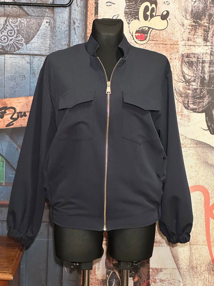 Leichte marineblaue Jacke