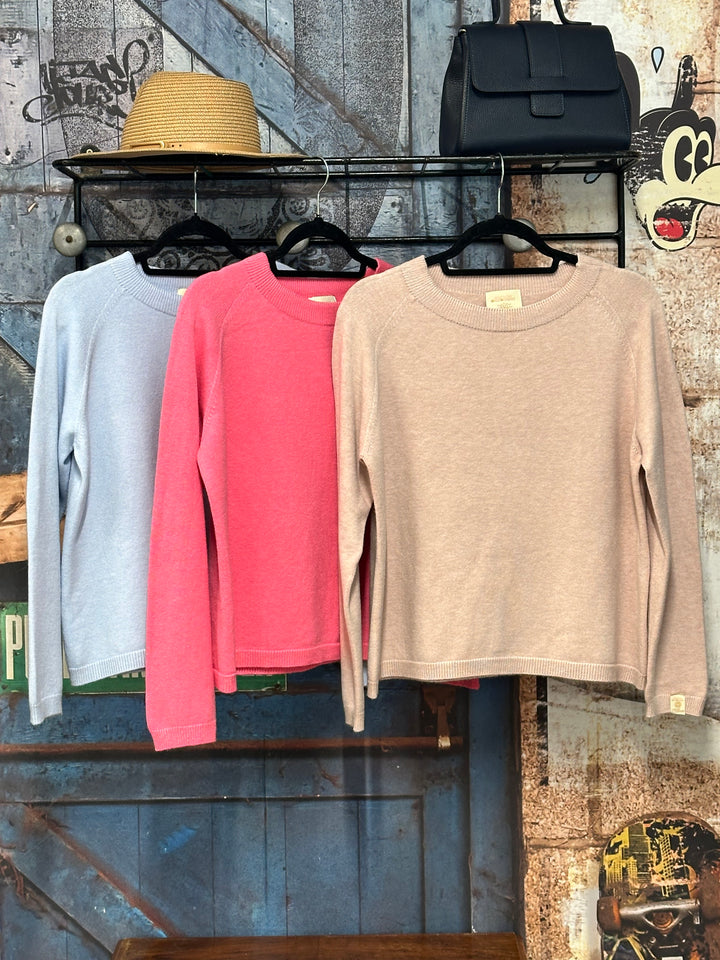 Petit pull court uni col rond (34/36) MADE IN ITALY