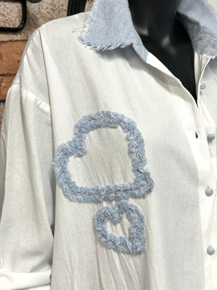 Chemisier bohème-chic "coeurs & volants" blanc et denim clair (38/40) (42/44)