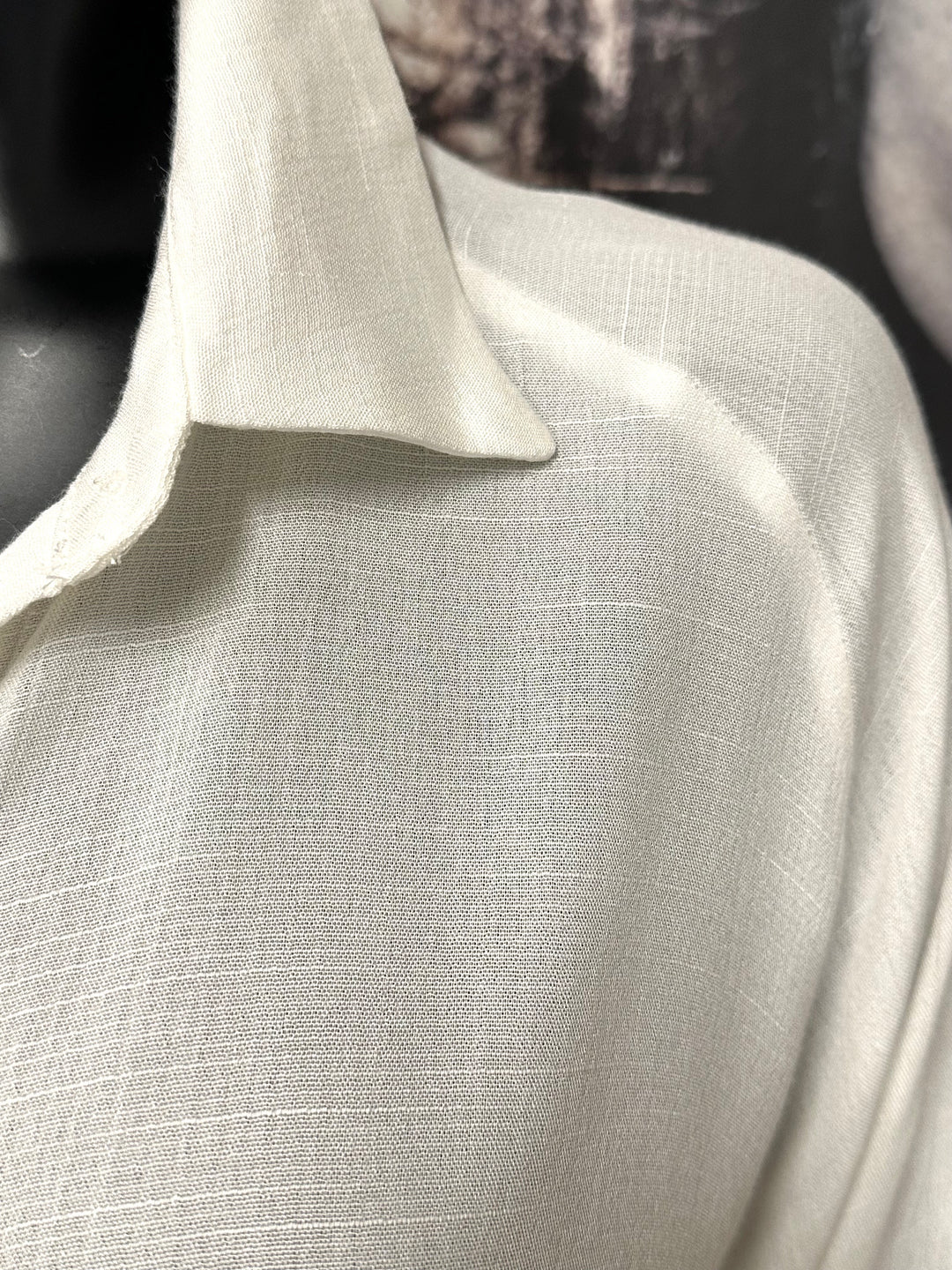 Chemisier oversize "fleurs & sequins" blanc cassé et bleu denim (40/44 ou 44/48)